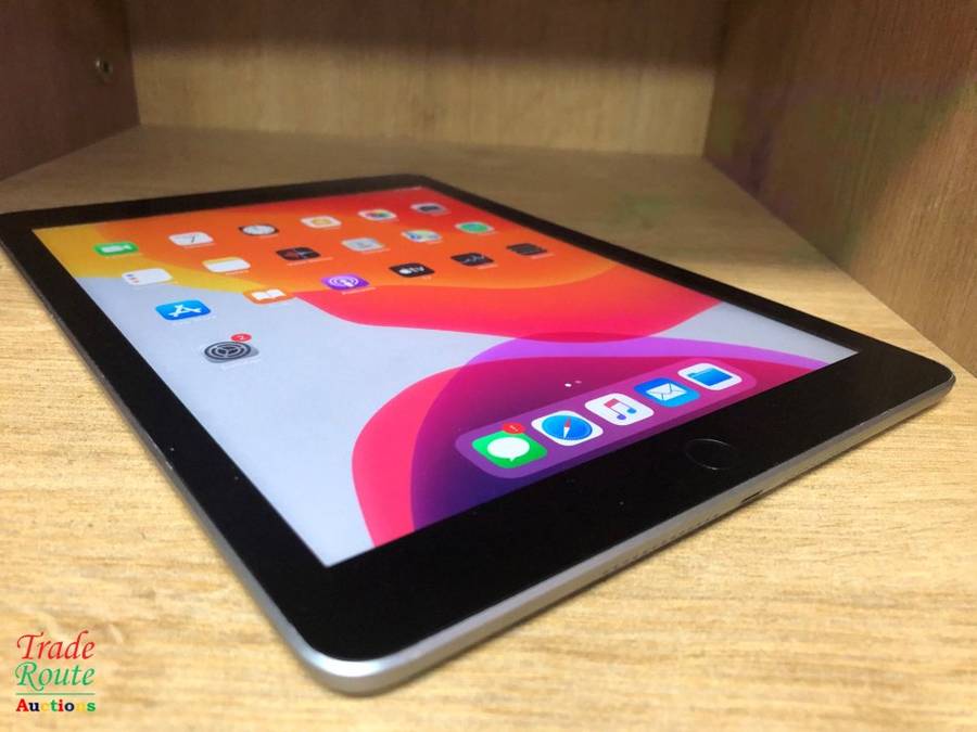 No Touch ID - Apple iPad 6th Gen 2018 Retina | MR722HC/A | 4G + WiFi | 128GB | Space Grey | A1954