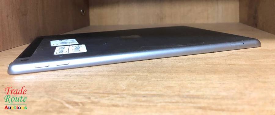 No Touch ID - Apple iPad 6th Gen 2018 Retina | MR722HC/A | 4G + WiFi | 128GB | Space Grey | A1954