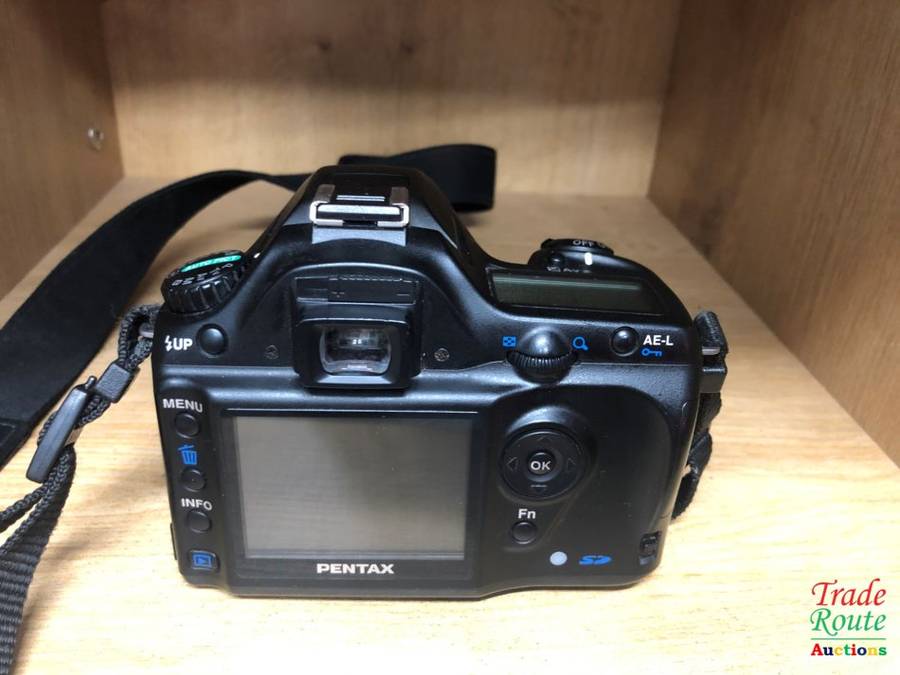 Pentax *ist DL DSLR Camera with 18-55 Lens Kit