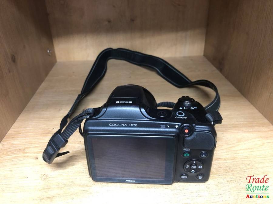 Nikon COOLPIX L820 16 MP CMOS Digital Camera with 30x Zoom Lens and Full HD 1080p Video (Black) 30X