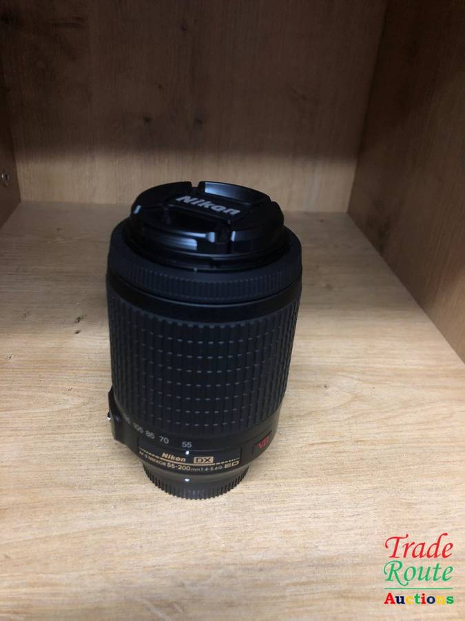 Nikon 55-200mm VR [ VIBRATION REDUCTION ] LENS