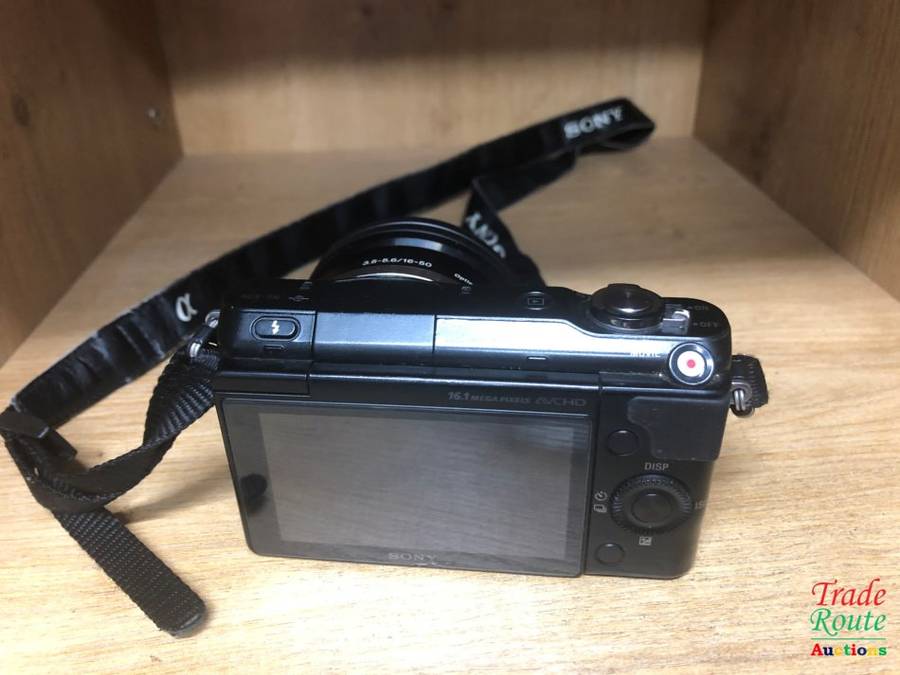 SONY NEX-3N 16.1MP with 16-50MM OSS Lens E-MOUNT Digital Camera Kit