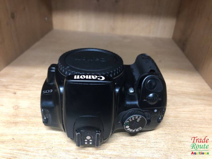 Canon EOS 400D DigitalSLR camera 10.1 Megapixels BODY ONLY