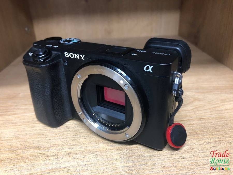Sony Alpha A6400 Mirrorless Digital Camera 24.2 MP (Body Only) - UHD 4K MOVIE Recording