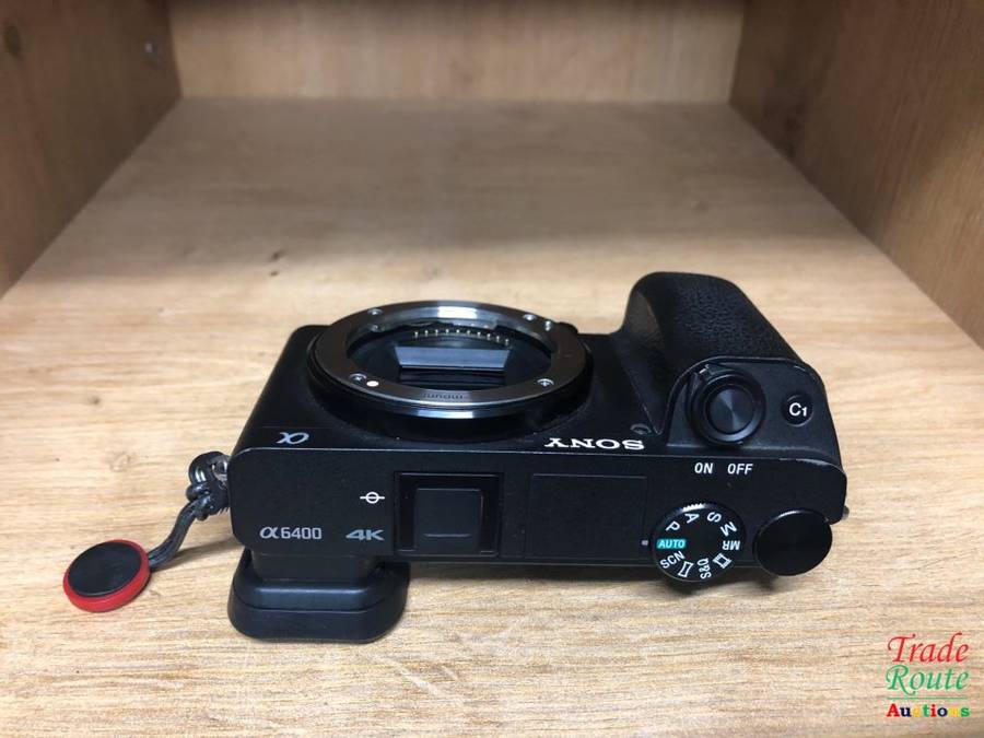 Sony Alpha A6400 Mirrorless Digital Camera 24.2 MP (Body Only) - UHD 4K MOVIE Recording
