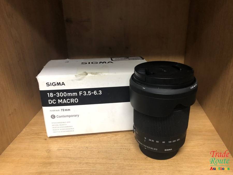 Sigma 18-300mm f3.5-6.3 DC OS HSM Contemporary Macro Lens [NIKON]