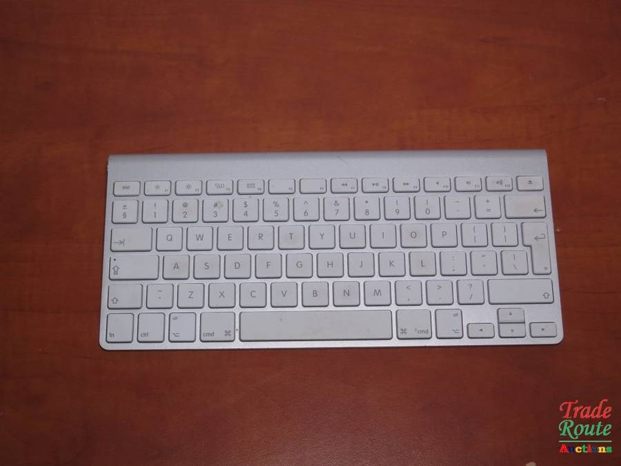 APPLE MAGIC WIRELESS KEYBOARD A1314 - CAN BE USED WITH IMAC & MAC MINI