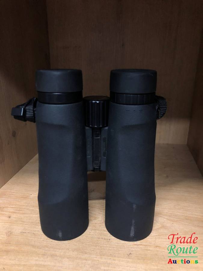 NIKON PROSTAFF 5 P511 10X50 Binoculars + Pouch