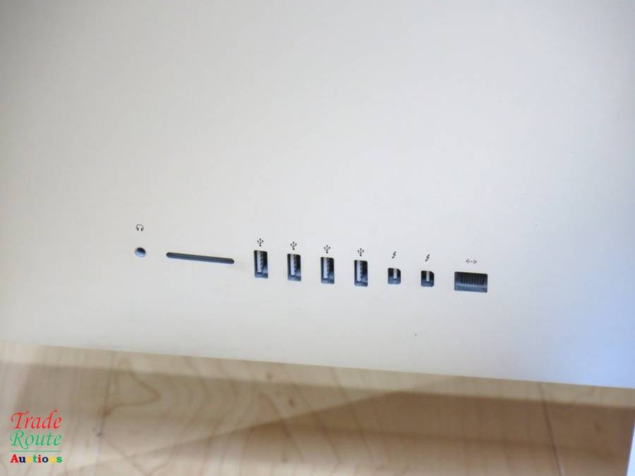 Apple iMAC | 27 INCH | Core i5 3.2GHz  * ULTRASLIM  * Nvidia GeForce Graphics