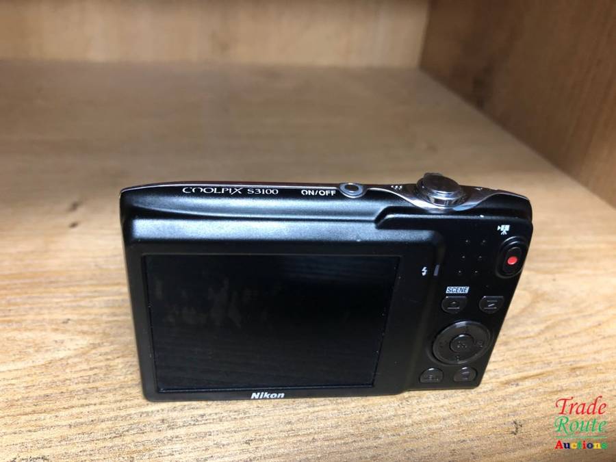 Nikon COOLPIX S3100 14 MP Digital Camera with 5x NIKKOR Wide-Angle Optical Zoom Lens - RED