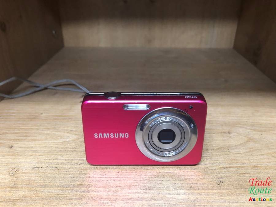 Samsung ST30 COMPACT DIGITAL CAMERA - PINK