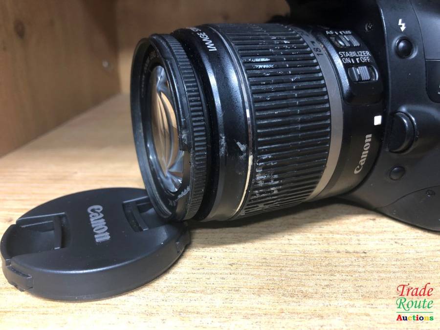 PLZ READ - Canon EOS 550D Digital SLR camera Kit with Canon 18-55 Lens