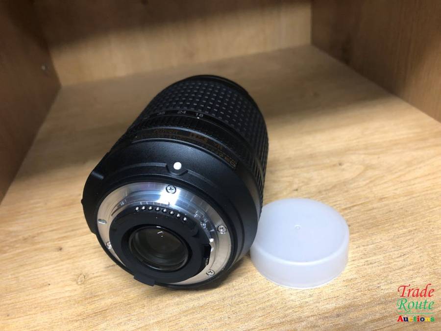 Nikon 18-140mm f/3.5-5.6G ED VR AF-S DX NIKKOR Telephoto & Wide Angle Zoom Lens for Nikon DSLRs