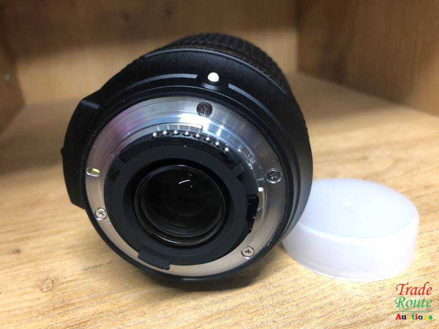 Nikon 18-140mm f/3.5-5.6G ED VR AF-S DX NIKKOR Telephoto & Wide Angle Zoom Lens for Nikon DSLRs