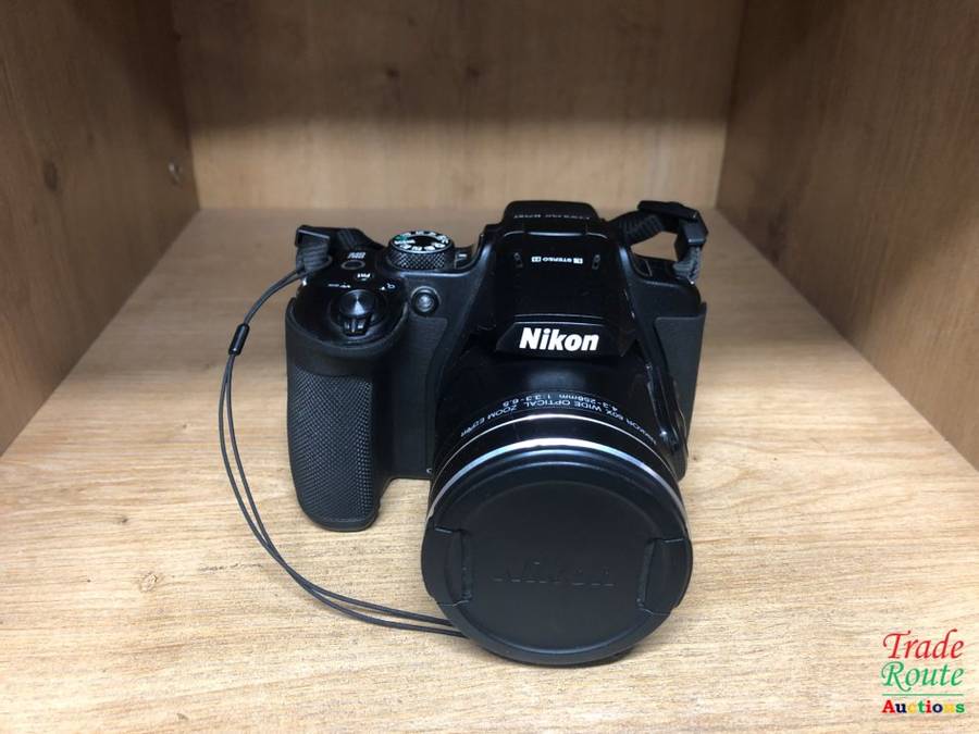 Nikon COOLPIX B700 20.2 MP 60x Opt Zoom Super Telephoto NIKKOR 4K UHD Digital Camera