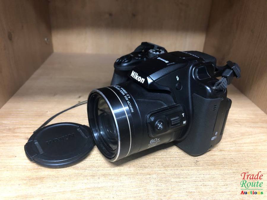 Nikon COOLPIX B700 20.2 MP 60x Opt Zoom Super Telephoto NIKKOR 4K UHD Digital Camera