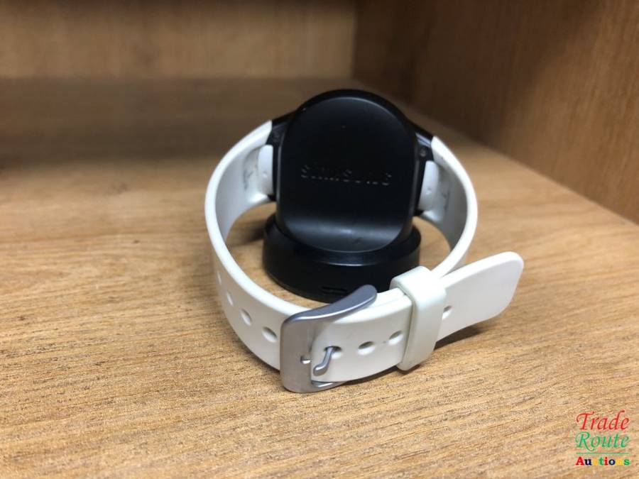 Samsung Gear S2 SMARTWATCH - SM-R720 Watch
