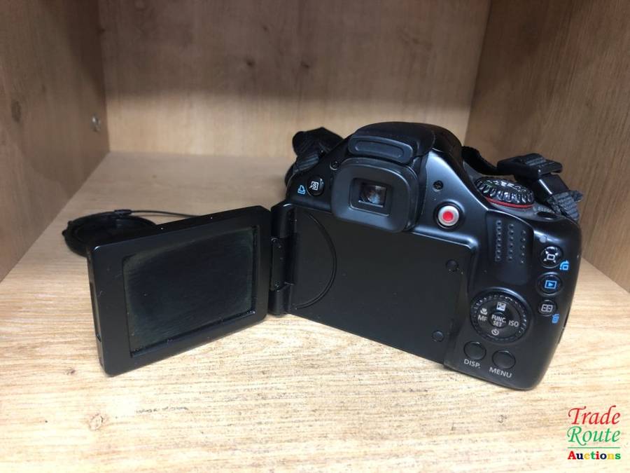 Canon PowerShot SX30 IS IMAGE STABILIZER ULTRASONIC 14.1 MP 35X OPTICAL FULL HD CAMERA