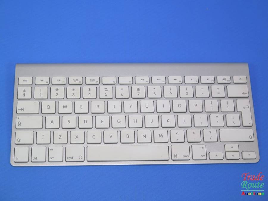 APPLE MAGIC WIRELESS KEYBOARD A1314 - CAN BE USED WITH IMAC & MAC MINI