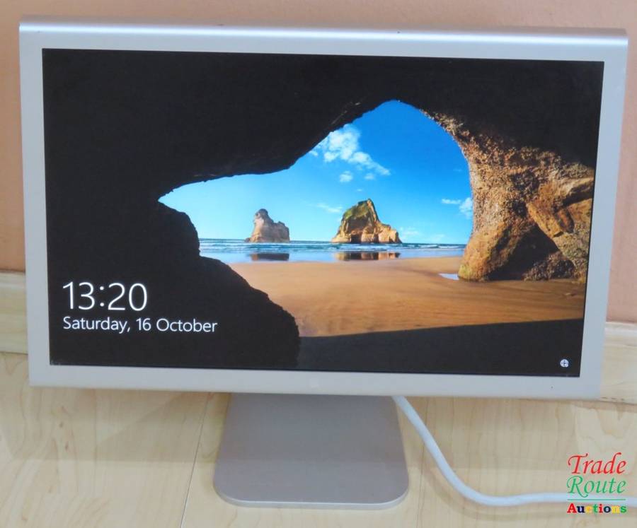 Apple 20 inch cinema display - 20 inch monitor