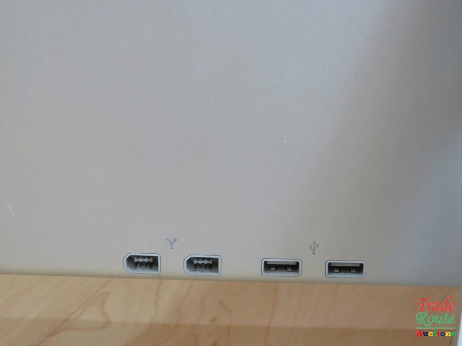Apple 20 inch cinema display - 20 inch monitor