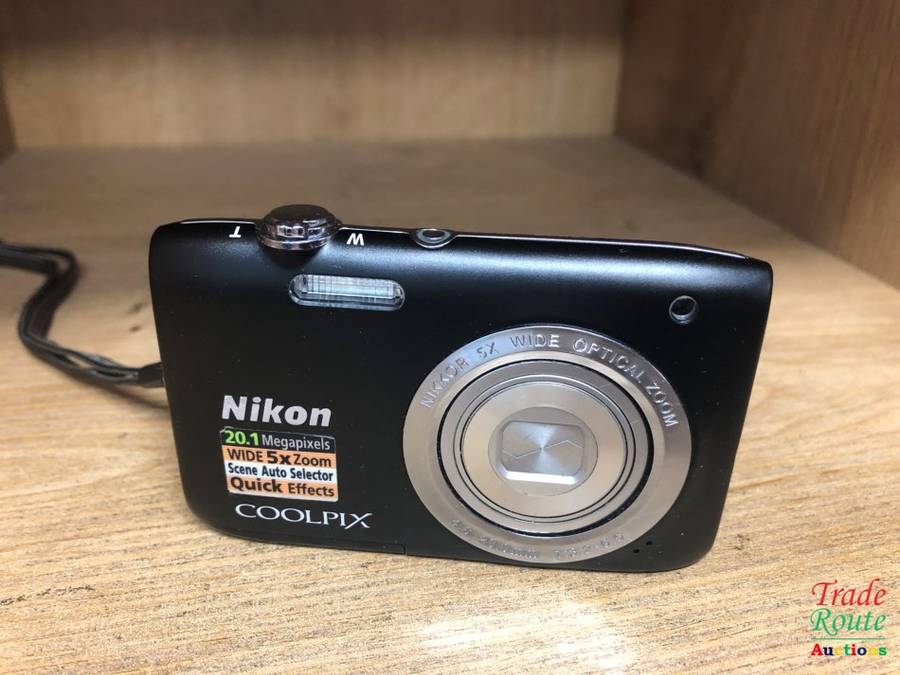 Nikon Coolpix S2800 20.1 MP Point & Shoot Digital Camera with 5X Optical Zoom