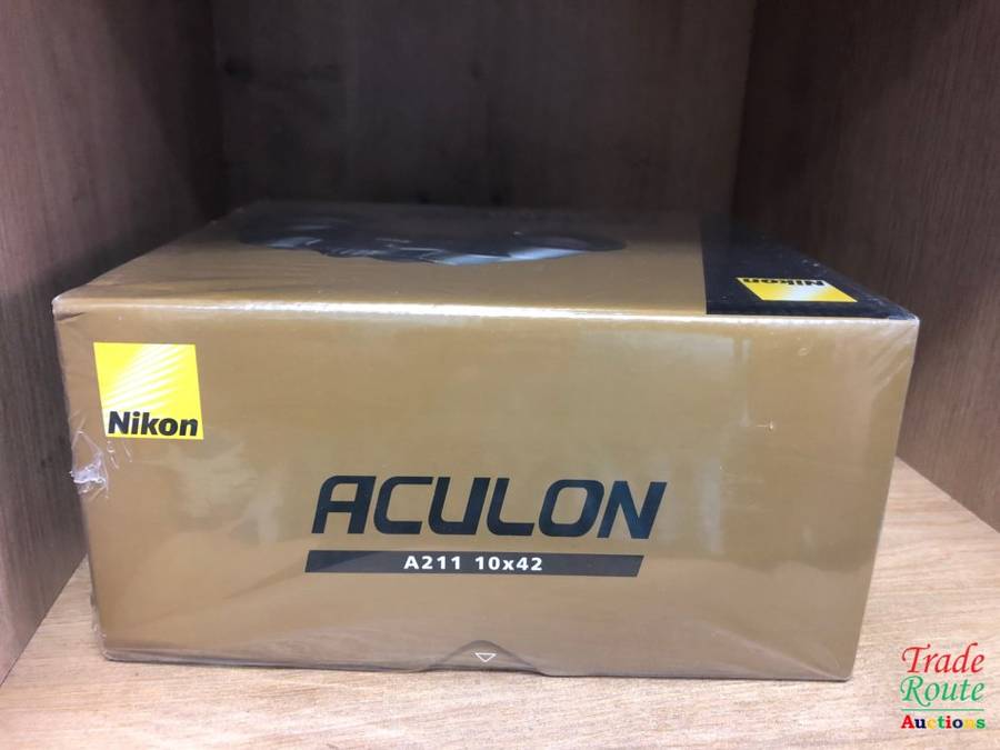 NIKON ACULON A211 BINOCULAR - 10X42 - NEW SEALED IN BOX