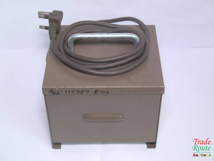 STEP-DOWN TRANSFORMER 220V TO 110V