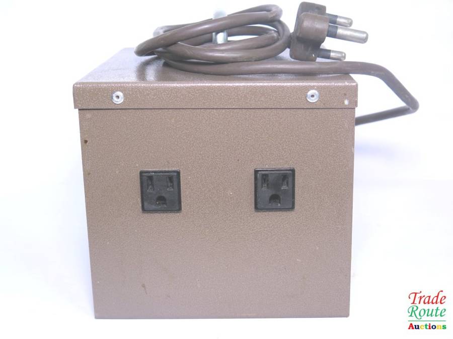 STEP-DOWN TRANSFORMER 220V TO 110V