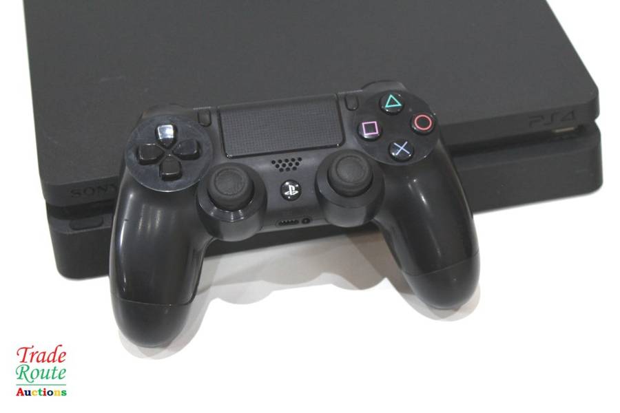Sony PS4 PlayStation 4 SLIM console CUH-2216A - Jet Black  *** SONY PS4 ***