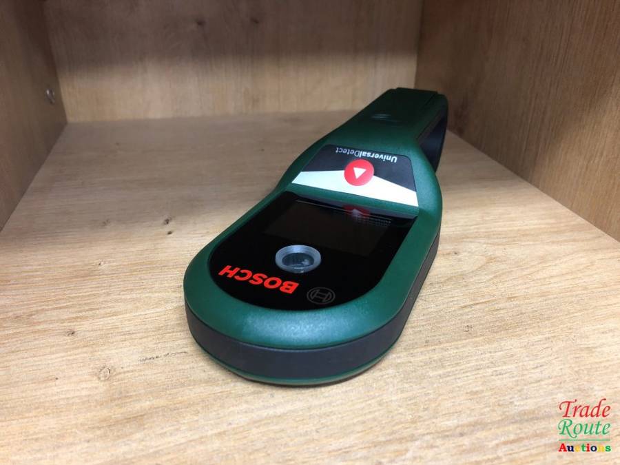 Bosch UniversalDetect Digital Detector (Black and Green)