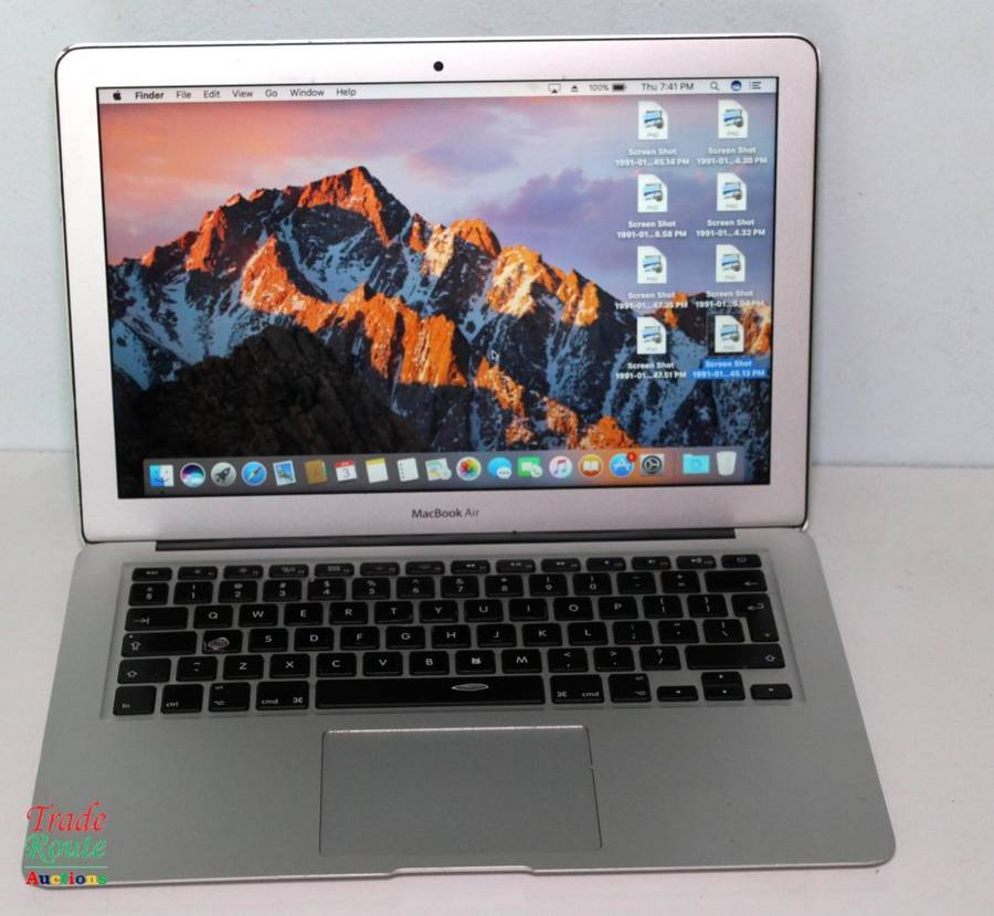 Apple MacBook Air 13.3-inch Core i5 1.6GHz 4GB RAM 128GB SSD