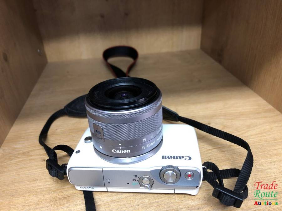 Canon EOS M10 Mirrorless Camera Kit with EF-M 15-45mm Image Stabilization STM Lens Kit (White)