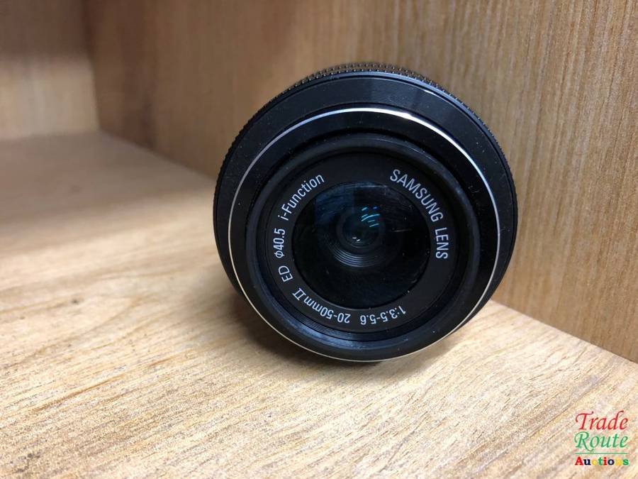 Samsung NX 20-50mm f/3.5-5.6 Zoom Camera Lens (Black)