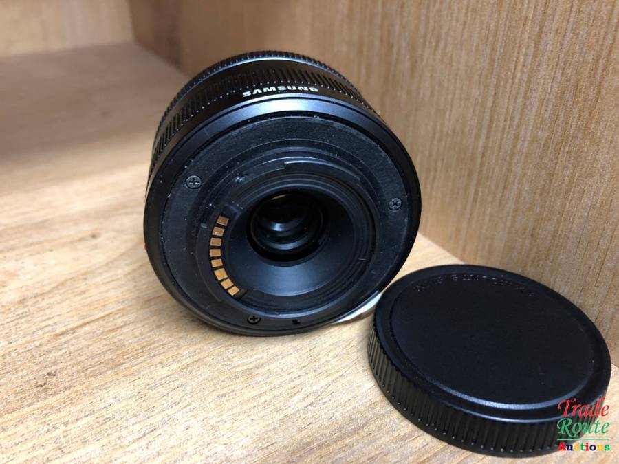 Samsung NX 20-50mm f/3.5-5.6 Zoom Camera Lens (Black)