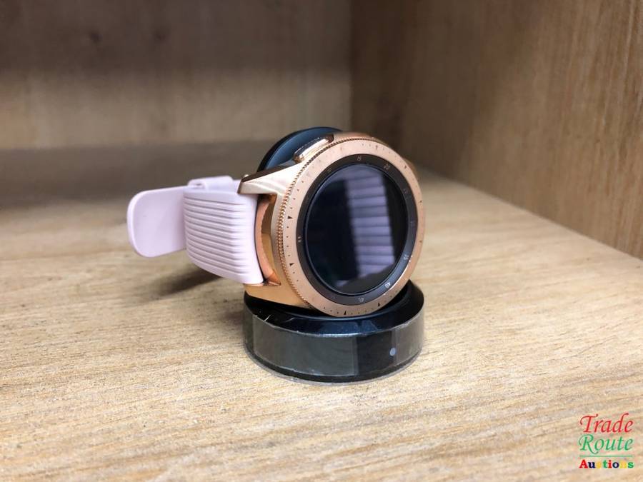 Samsung Galaxy Watch (42mm) Smartwatch (Bluetooth) Android/iOS Compatible -SM-R810 (Rose Gold)