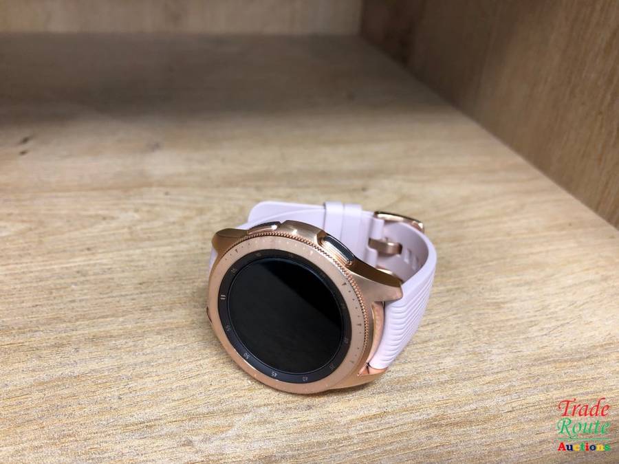 Samsung Galaxy Watch (42mm) Smartwatch (Bluetooth) Android/iOS Compatible -SM-R810 (Rose Gold)