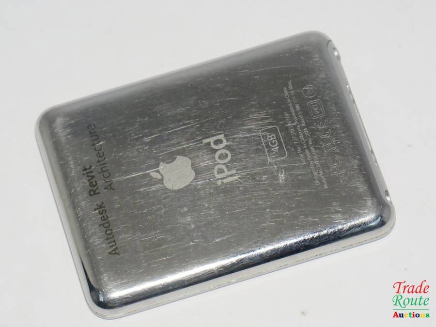 Apple iPod Nano | Silver | 4GB | 3rd Generation | MA978