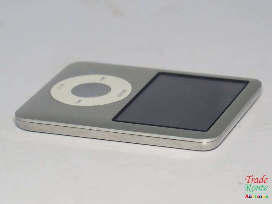 Apple iPod Nano | Silver | 4GB | 3rd Generation | MA978
