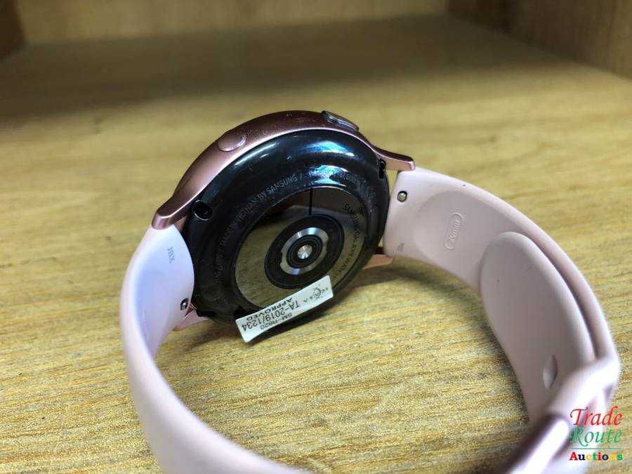 Samsung Galaxy Active 2 SmartWatch SM-R820