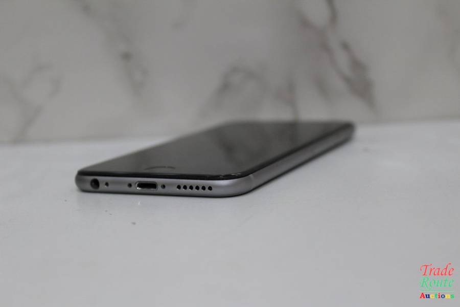APPLE IPHONE 6 - 64GB - (HOME BUTTON FAULTY) Phone works