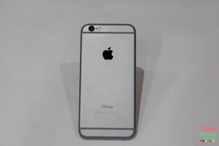 APPLE IPHONE 6 | A1586 | MQ3D2AA/A| 32GB - [ CRACKED OUTER GLASS - LCD IS FINE ]