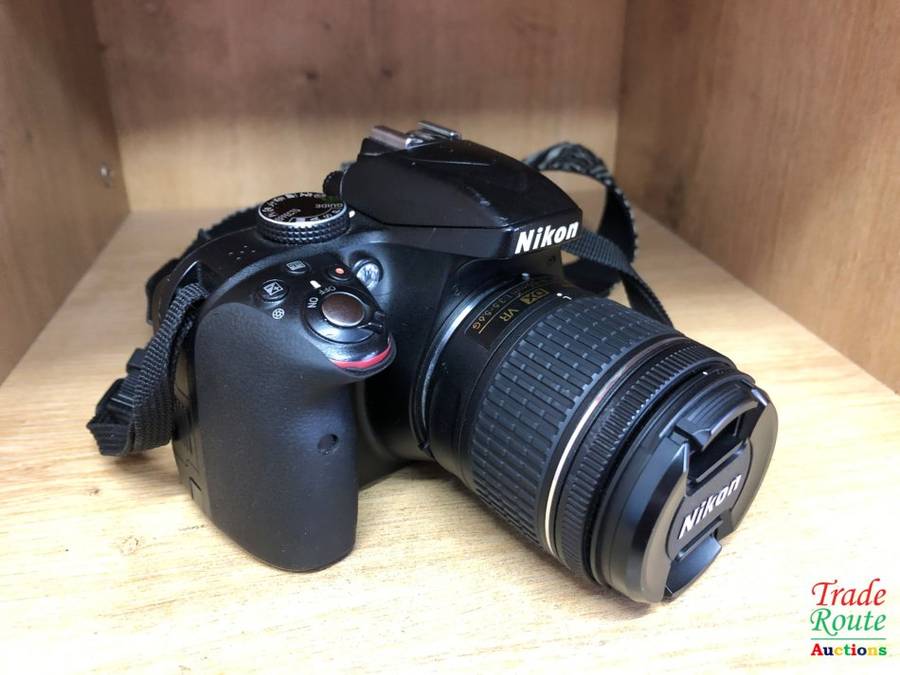 Nikon D3300 24.2 MP CMOS Digital SLR with AF-S DX NIKKOR 18-55mm f/3.5-5.6G DX Zoom Lens (Black)