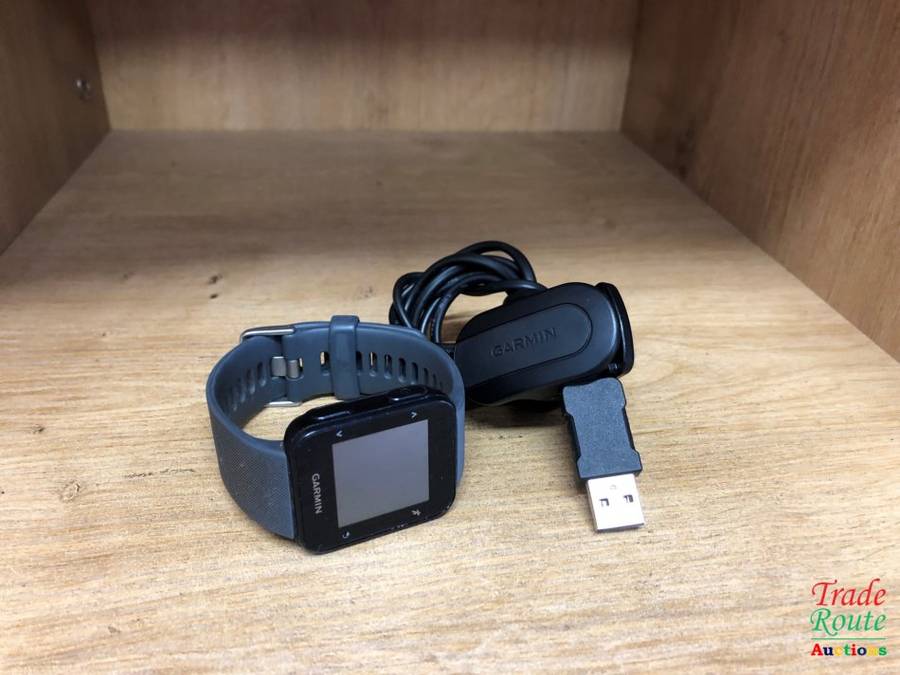 Garmin Forerunner 30 GPS Running Watch with Wrist-based Heart Rate - IN  BOX