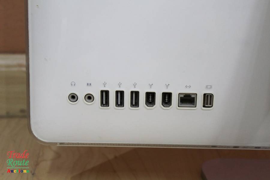 iMac 20-Inch `Core 2 Duo` 2.16 - All in One Desktop - ATI Radeon Graphics Computer