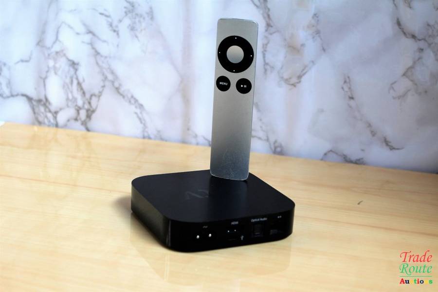 Apple TV  | 3rd Gen | A1469  - with Remote