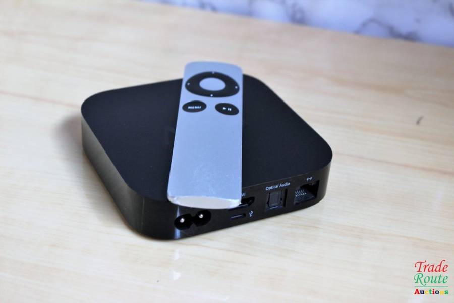 Apple TV  | 3rd Gen | A1469  - with Remote