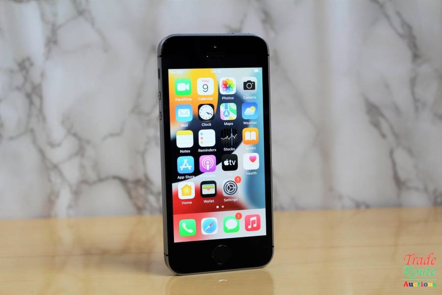APPLE IPHONE SE | FLLN2SO/A | A1723 | FINGERPRINT ID | SMART PHONE