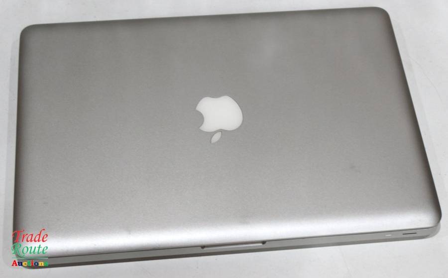 MacBook Pro 13.3-inch | Core 2 DUO 2.26GHz | 2GB RAM | 160GB HDD | NVidia GeForce Graphics