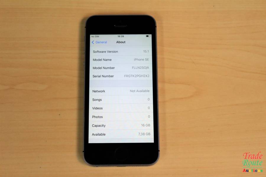 APPLE IPHONE SE | FLLN2SO/A | A1723 | FINGERPRINT ID | SMART PHONE